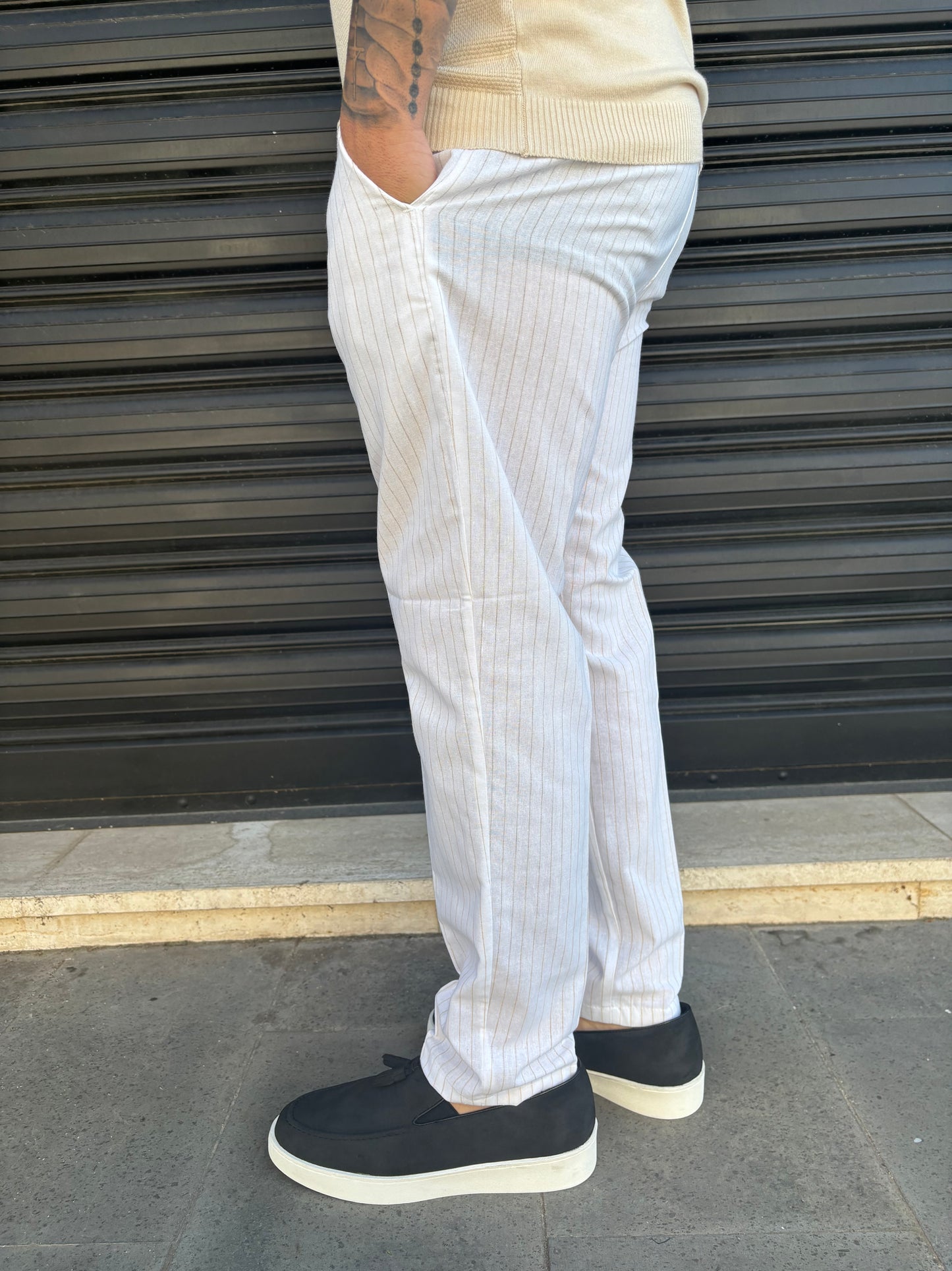 Pantalone a righe bianco crema