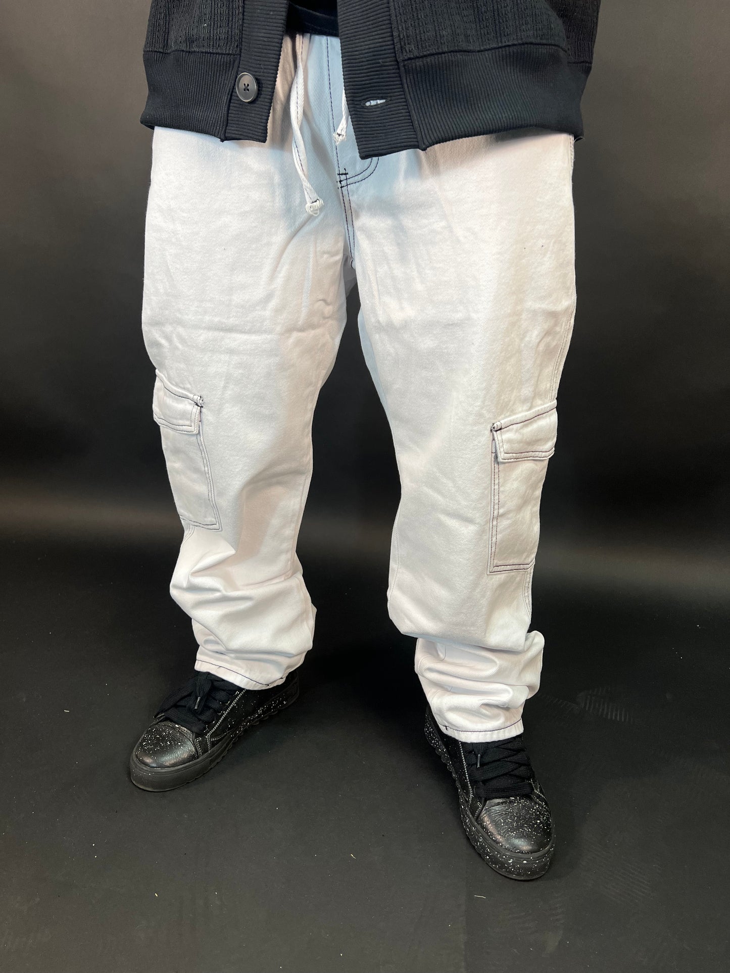 Baggy white patt