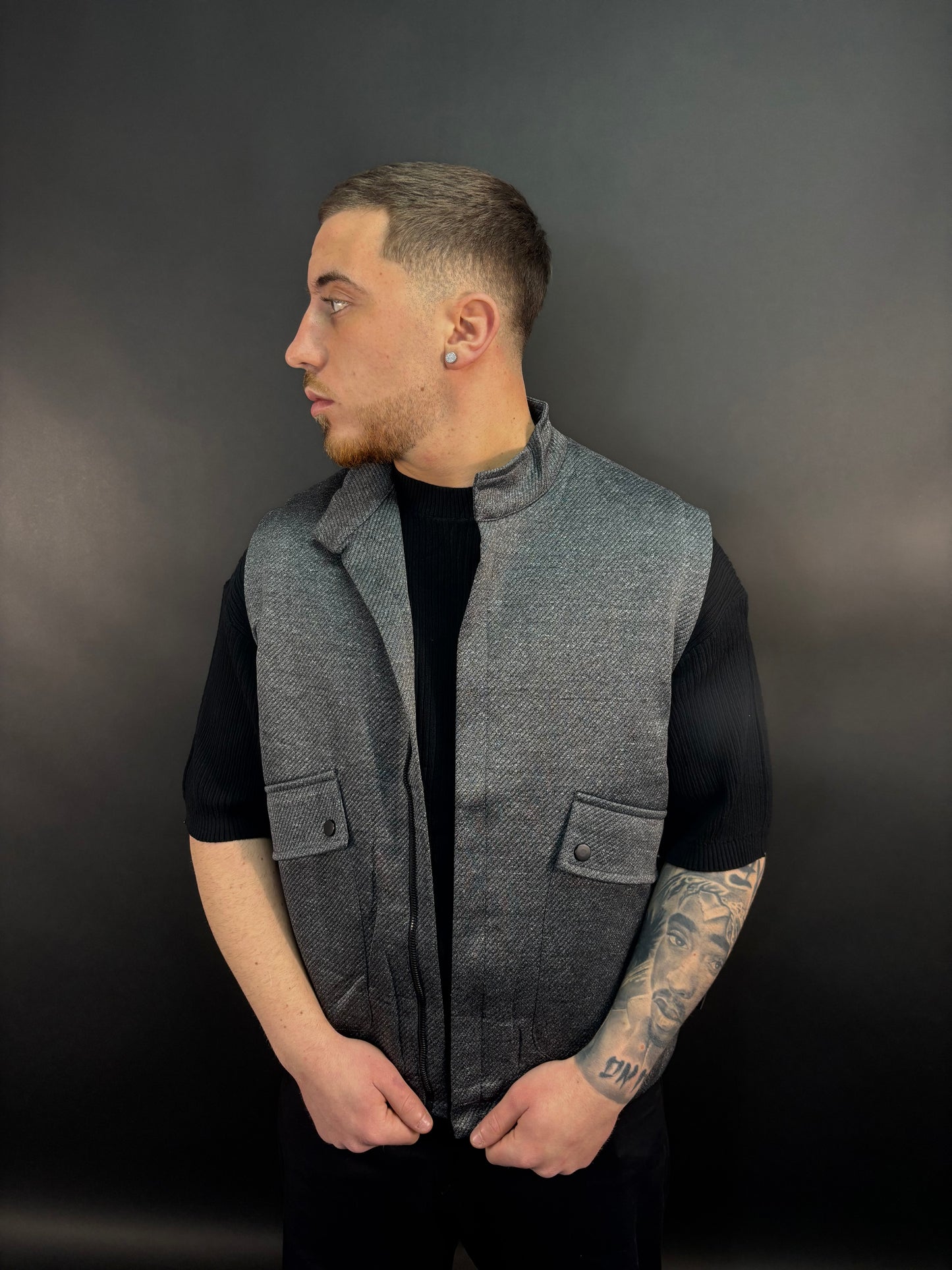 Smanicato puffy grigio