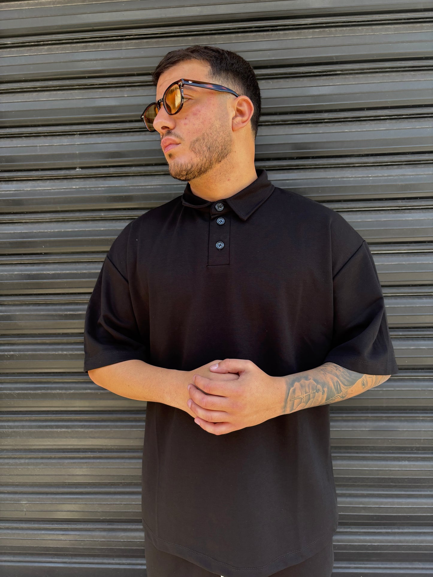 Completo premium polo e pantaloncino nero