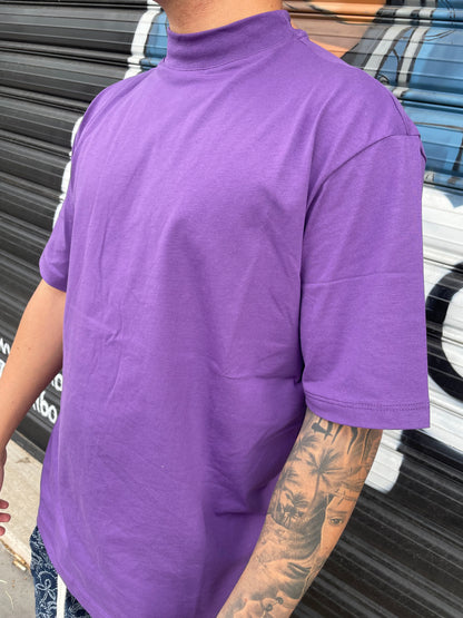 Tshirt con colletto viola