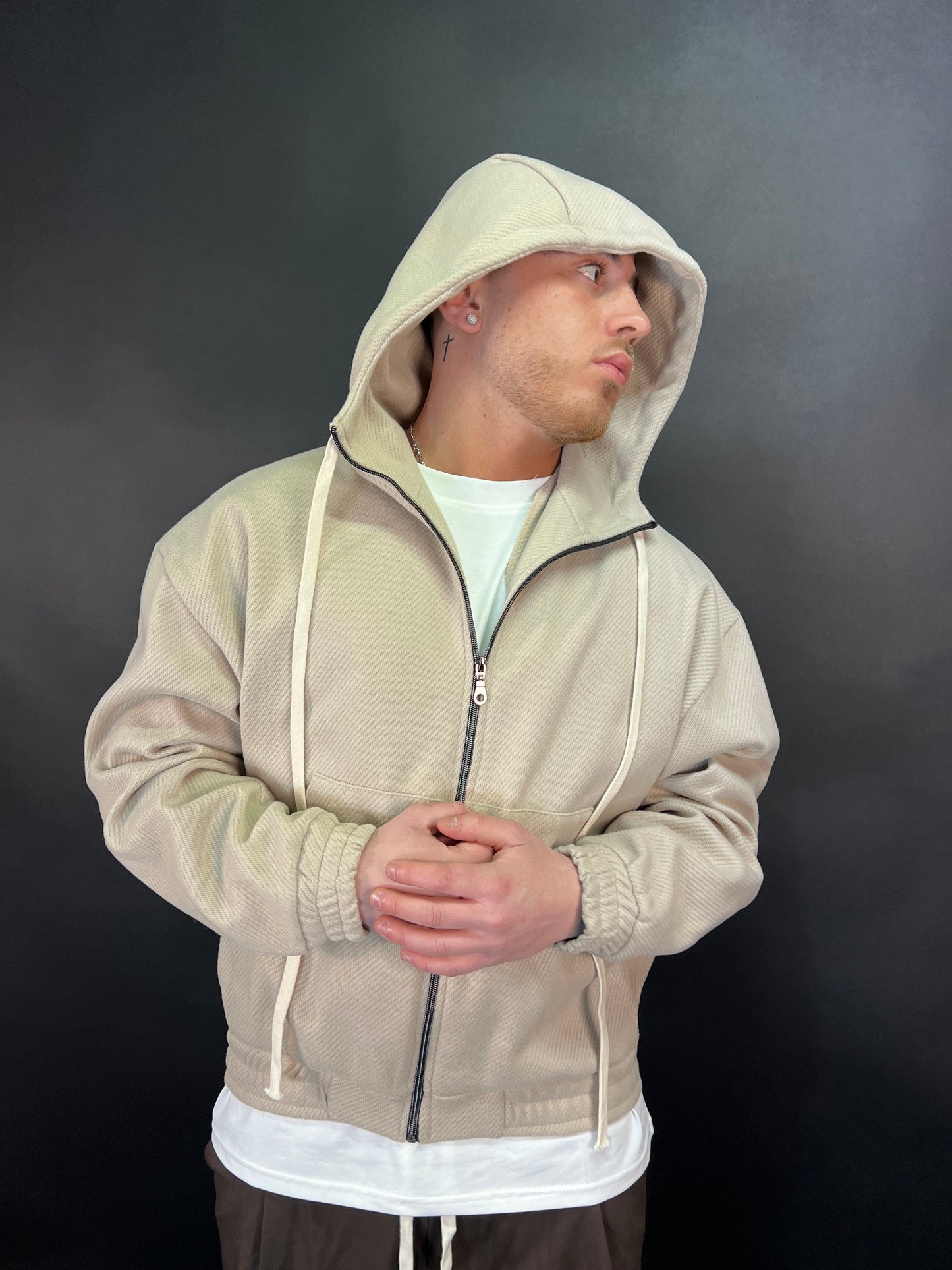 Giacca zip beige con lacci