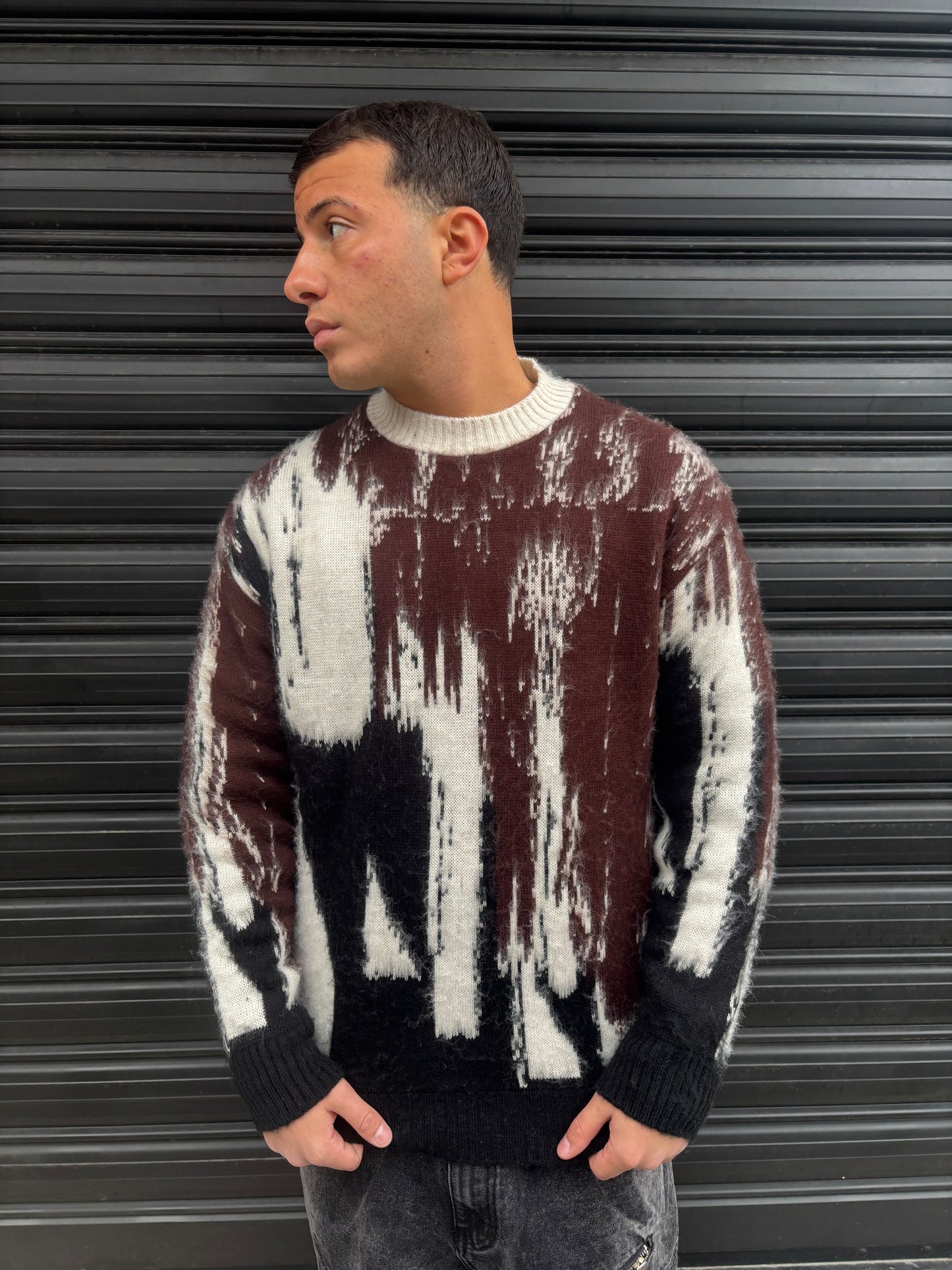 Maglione brown cut