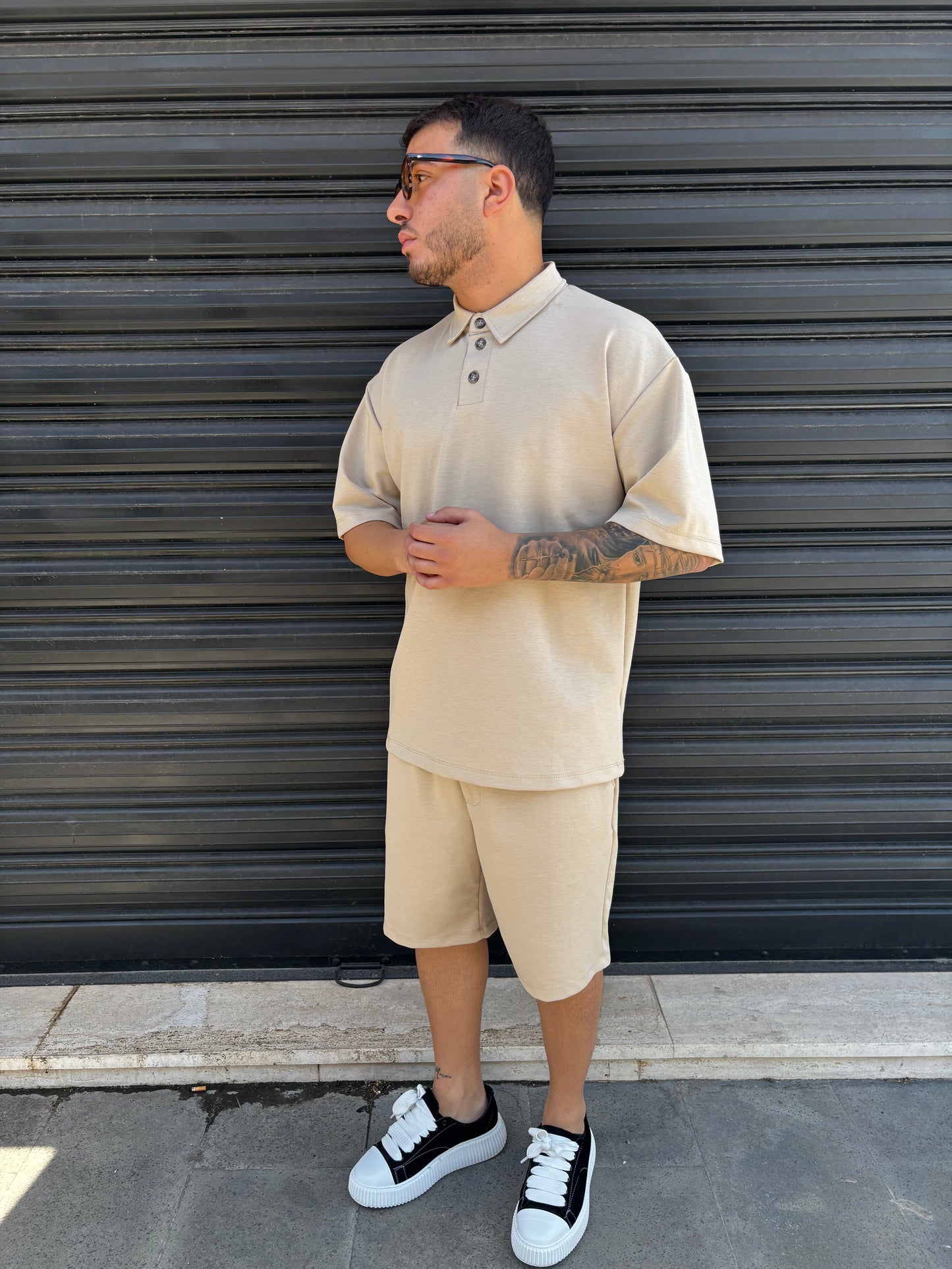 Completo premium polo e pantaloncino camel