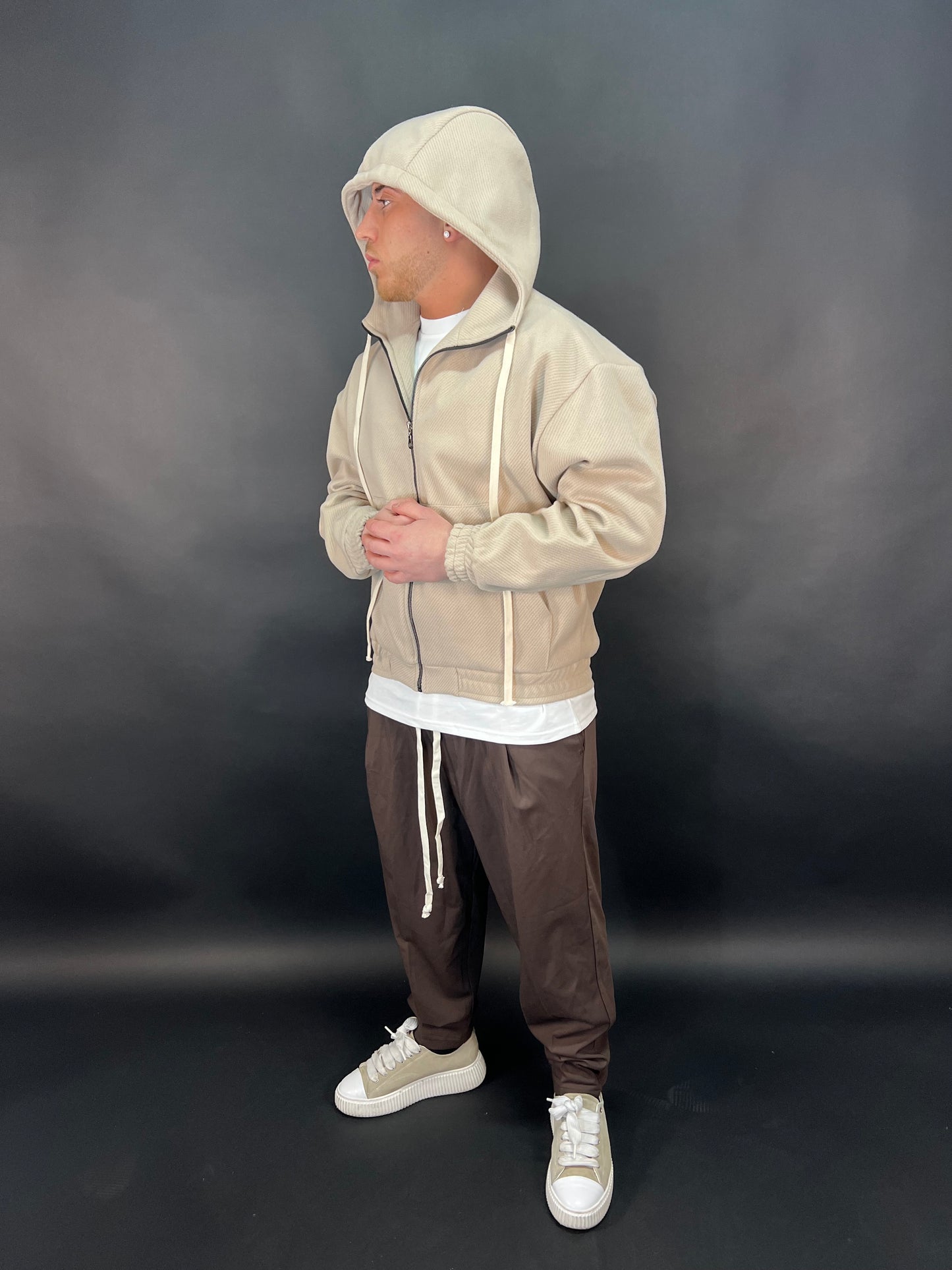 Giacca zip beige con lacci