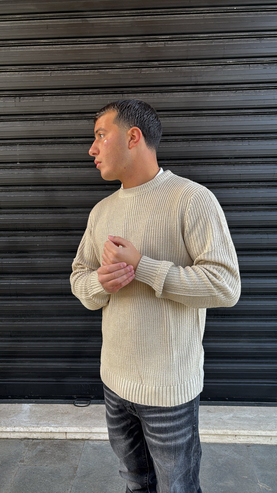 Maglione in lana beige