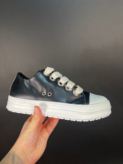Scarpe must nero
