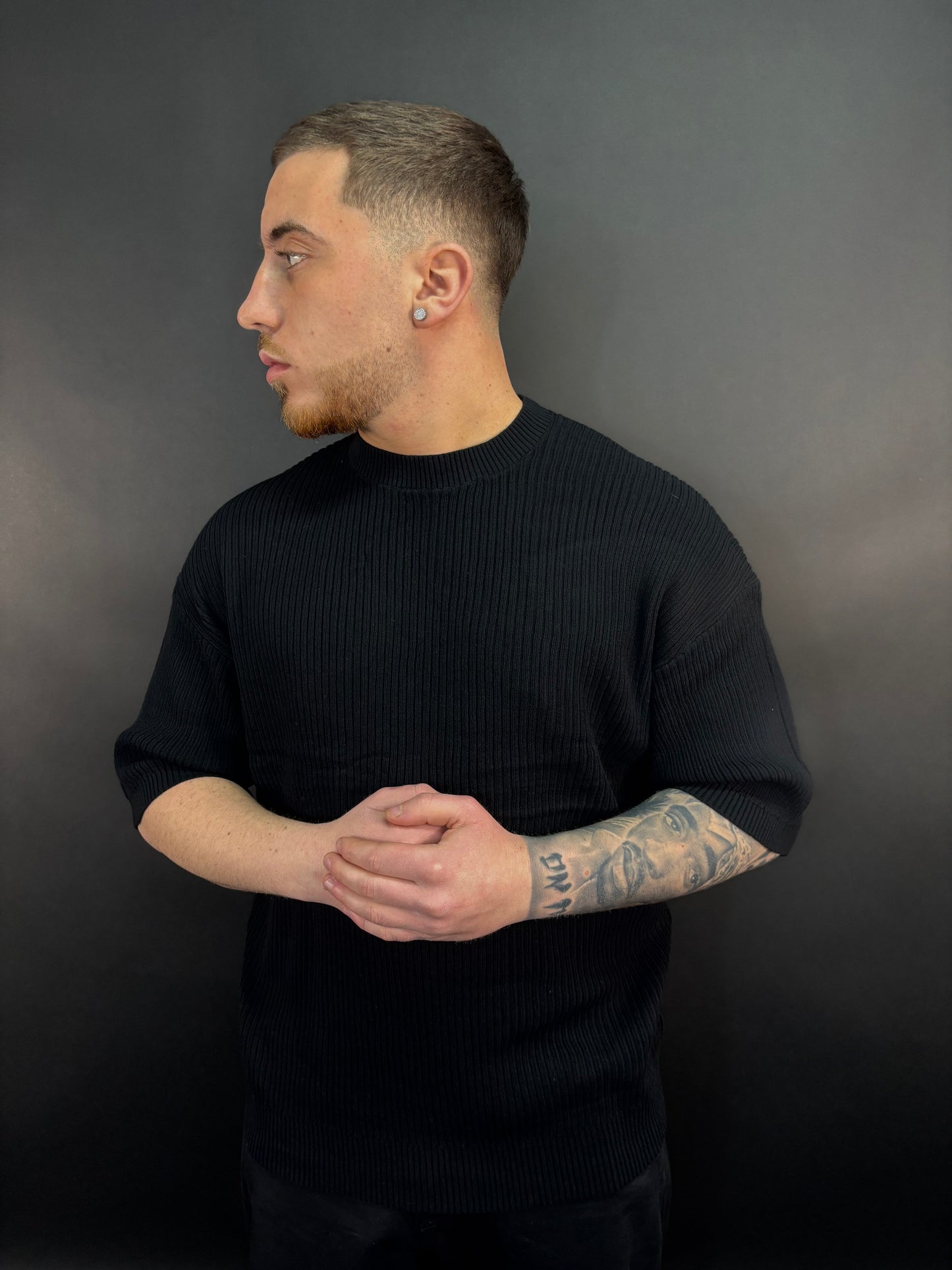 Maglia a coste nera